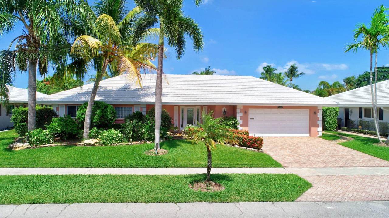 1332 Tamarind Way - Photo 1