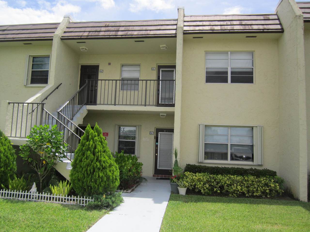 130 Lake Meryl Drive - Photo 1