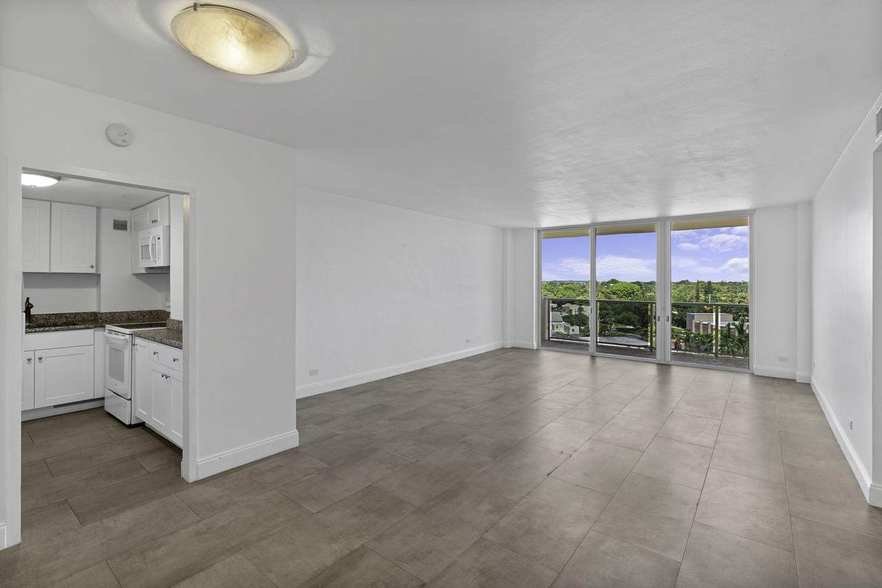 2800 Flagler Drive - Photo 1