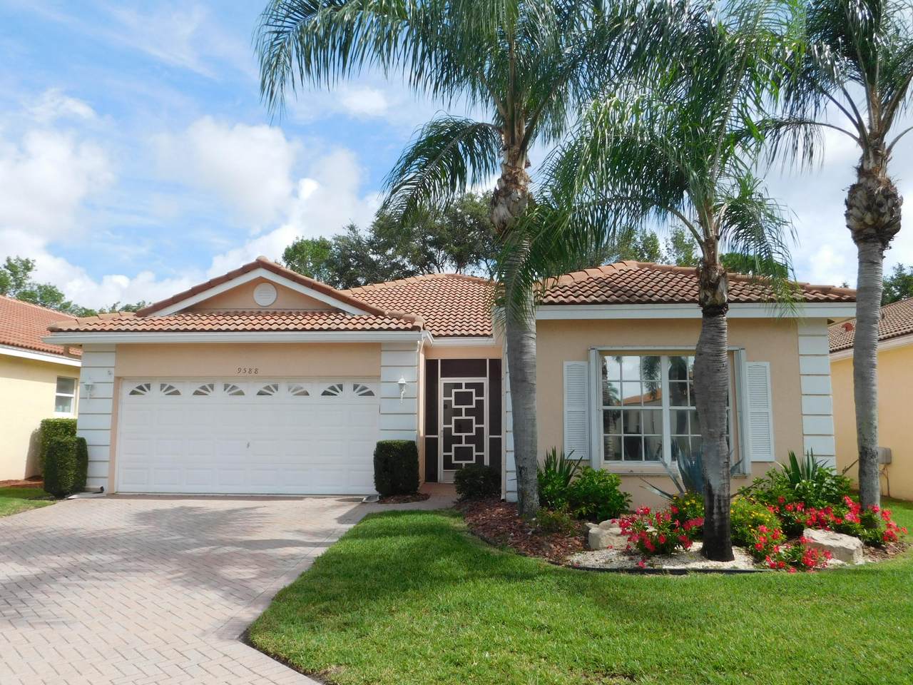 9588 Honeybell Circle - Photo 1