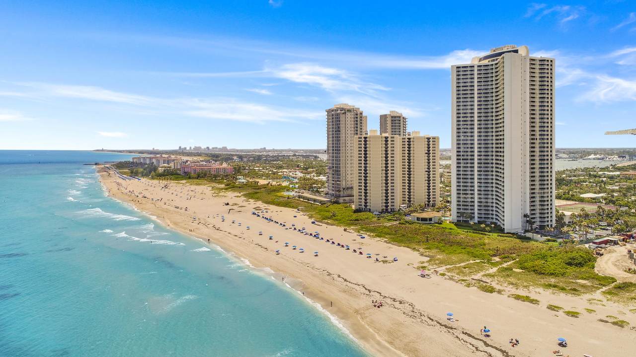 3000 Ocean Drive - Photo 1
