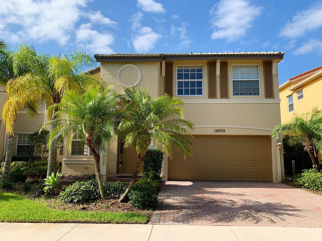 12005 Bennington Circle - Photo 1