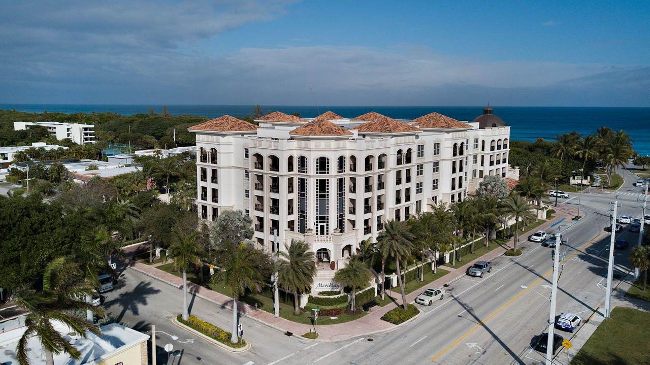 1 Ocean Boulevard - Photo 1