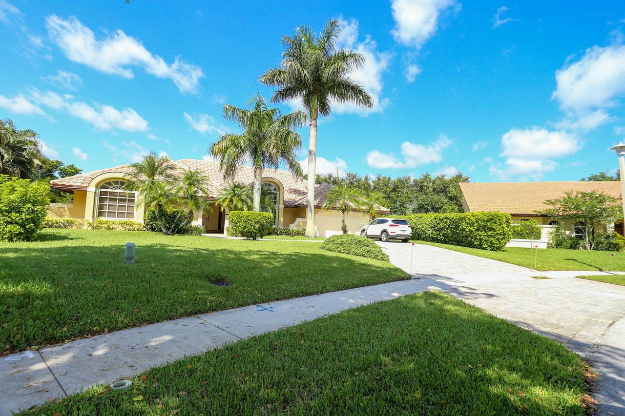 2898 26th Street - Photo 1