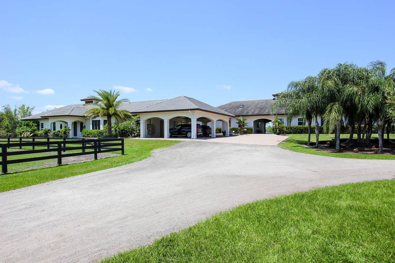 16381 Hollow Tree Lane - Photo 1
