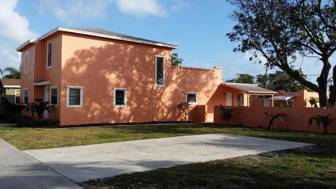 722 Hansen Street - Photo 1