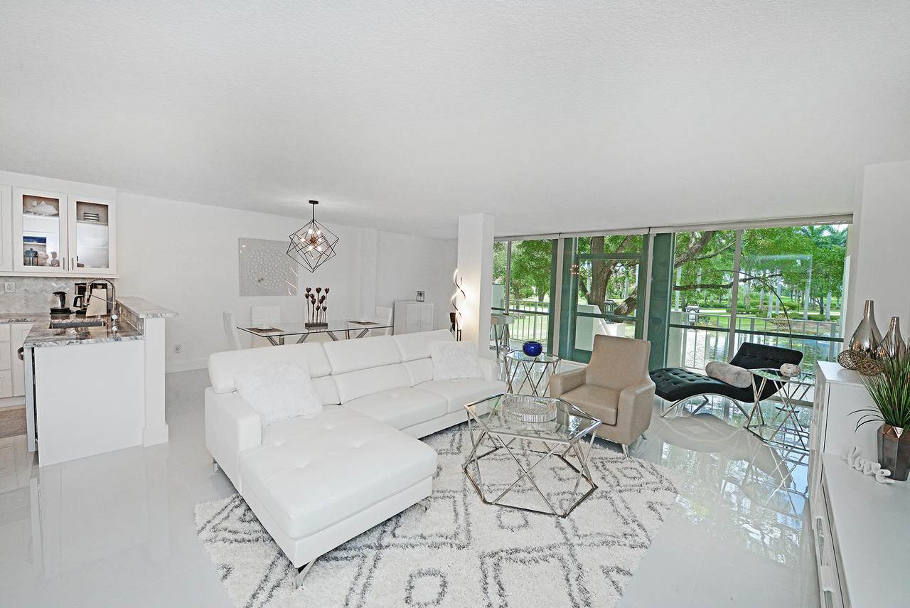 7370 Orangewood Lane - Photo 1