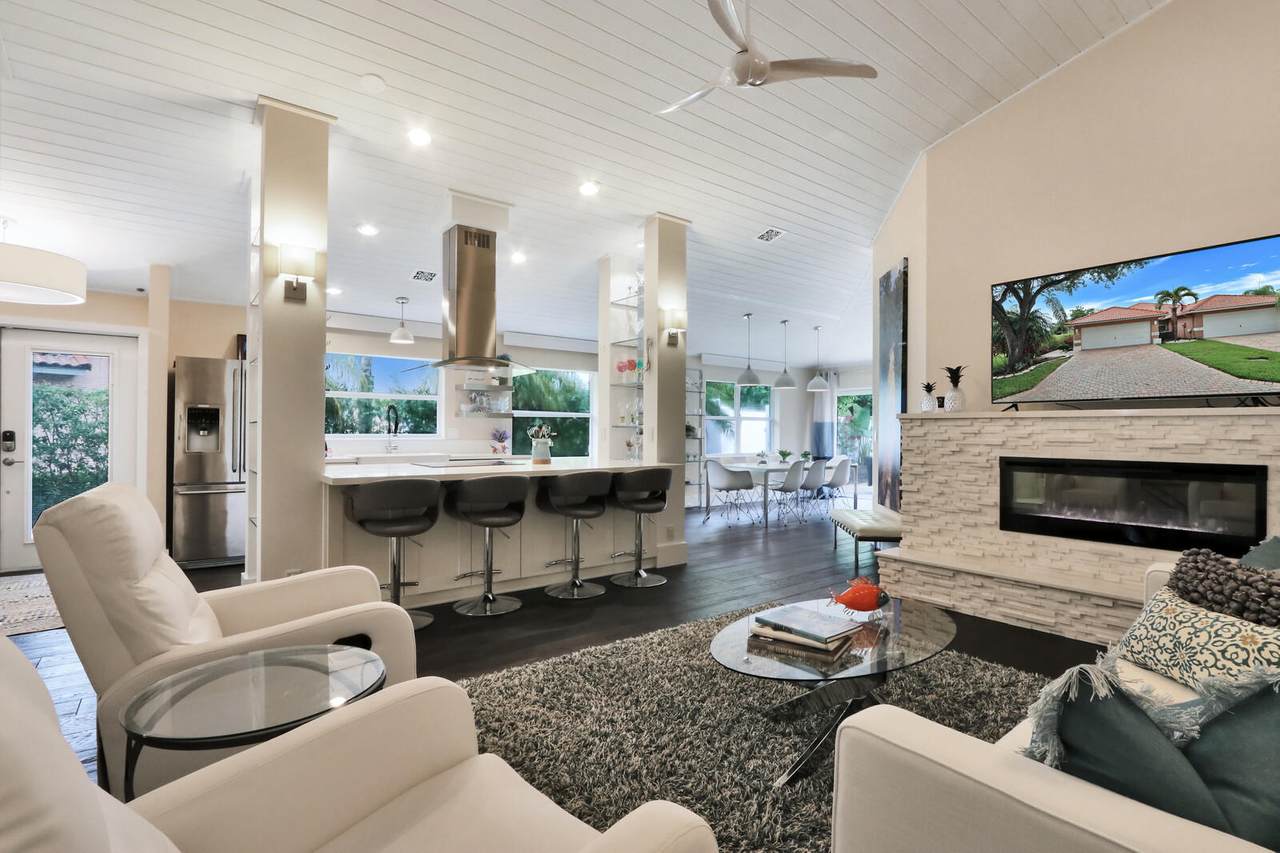 5279 Grande Palm Circle - Photo 1