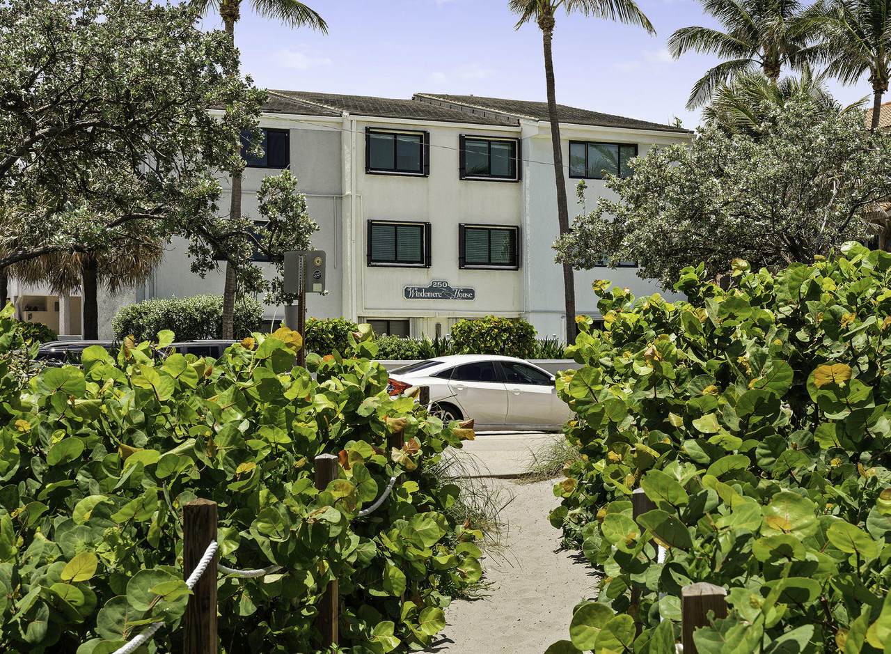 250 Ocean Boulevard - Photo 1