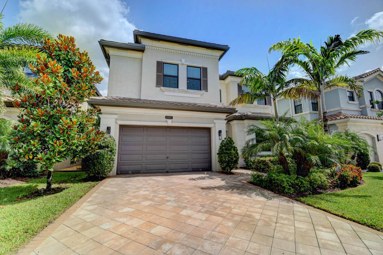 9481 Eden Roc Court - Photo 1