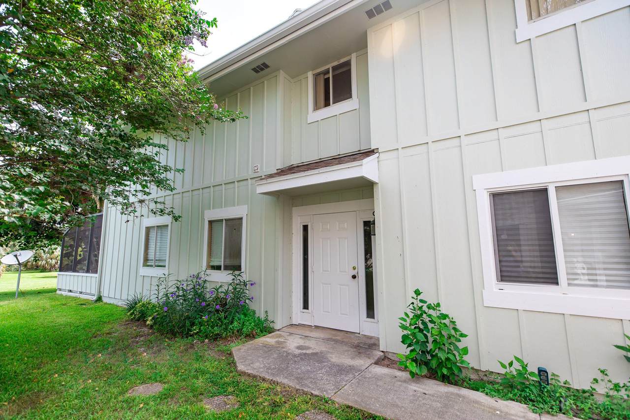 6143 Riverwalk Lane - Photo 1