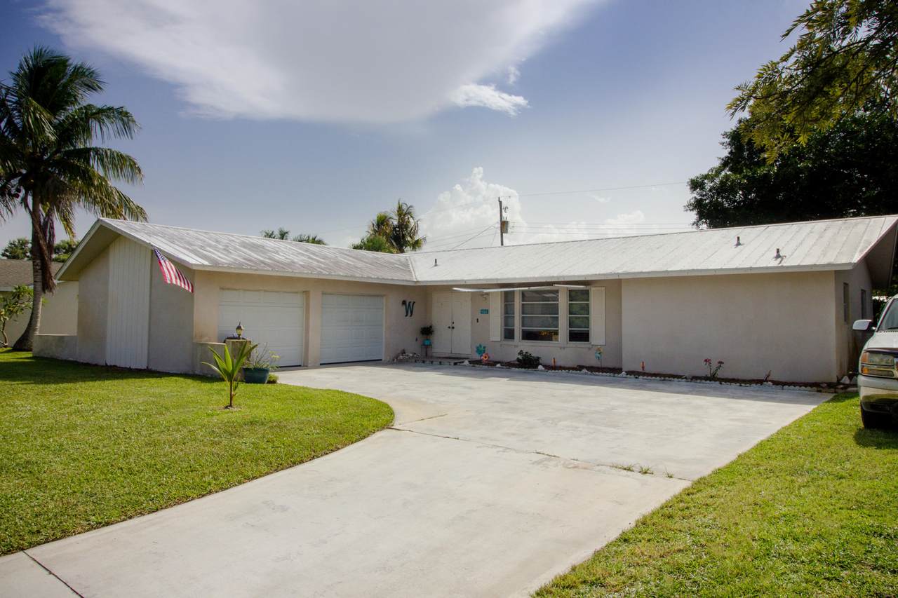 1368 Sago Drive - Photo 1