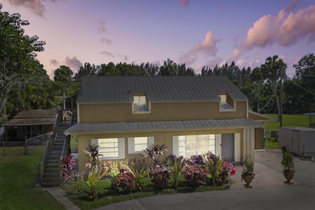 907 Flood Road - Photo 1