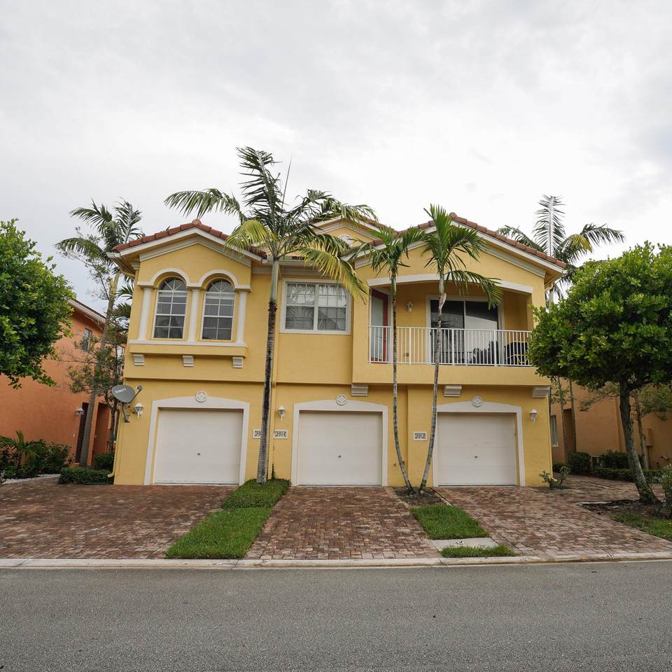 2912 Carvelle Drive - Photo 1