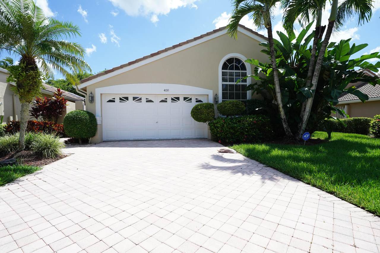 4710 Carlton Golf Drive - Photo 1