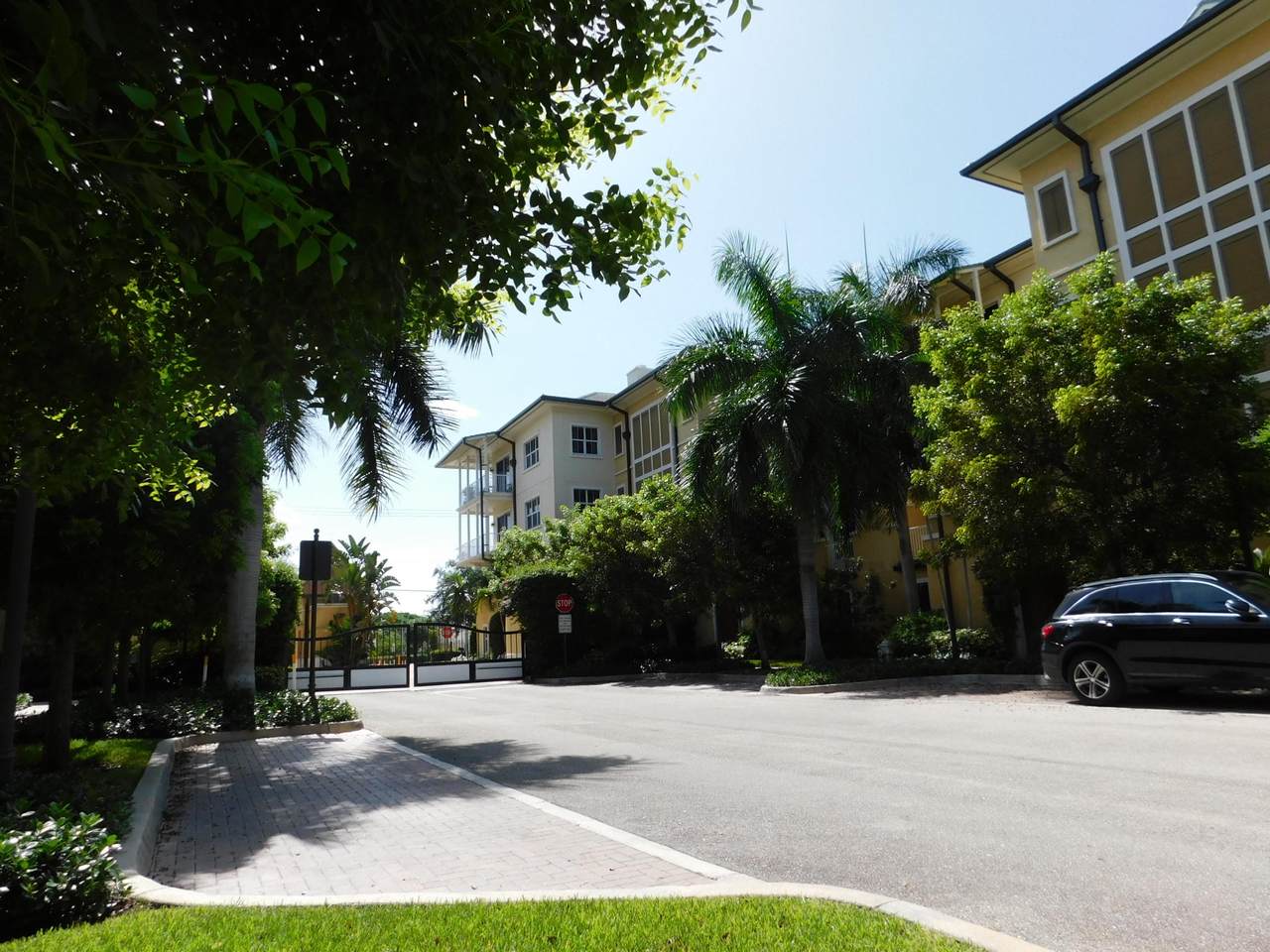 3960 Flagler Drive - Photo 1