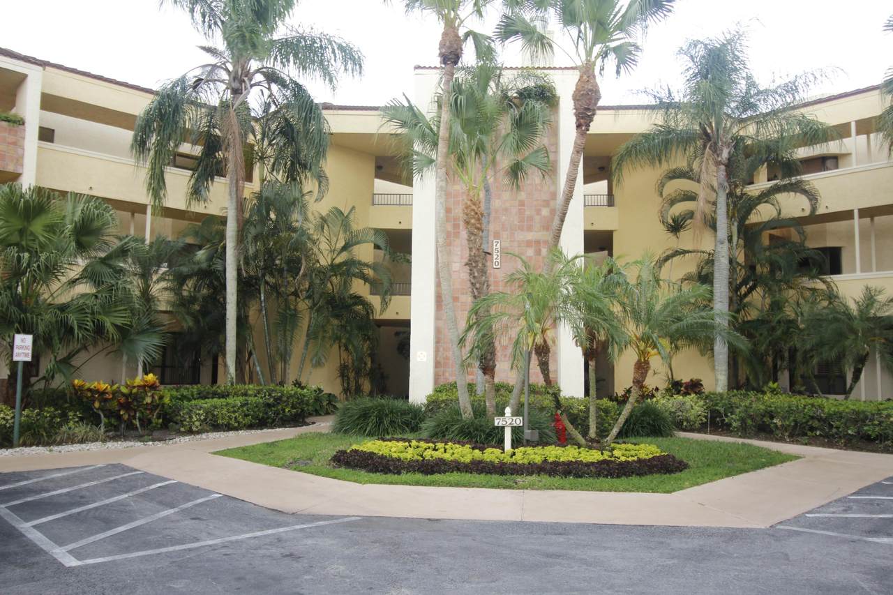 7520 La Paz Boulevard - Photo 1
