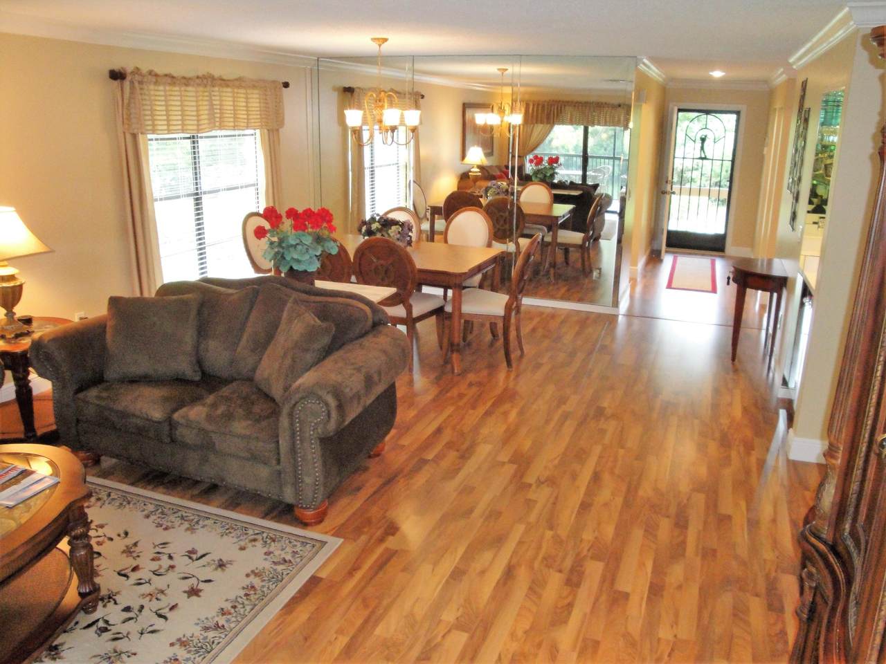 20 Westgate Lane - Photo 1