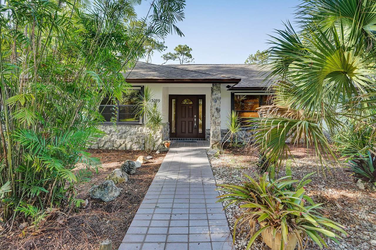 13099 Doubletree Circle - Photo 1