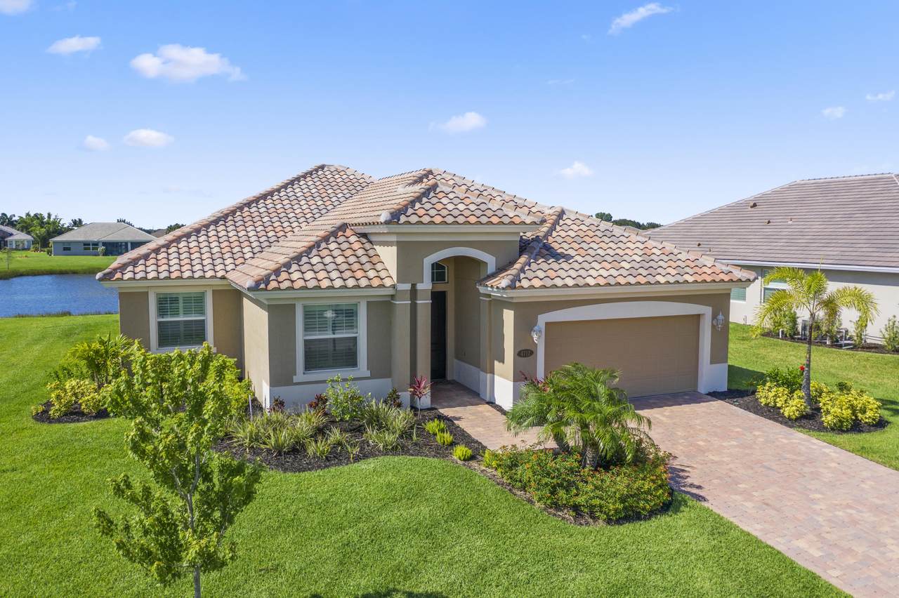 4712 Four Lakes Circle - Photo 1