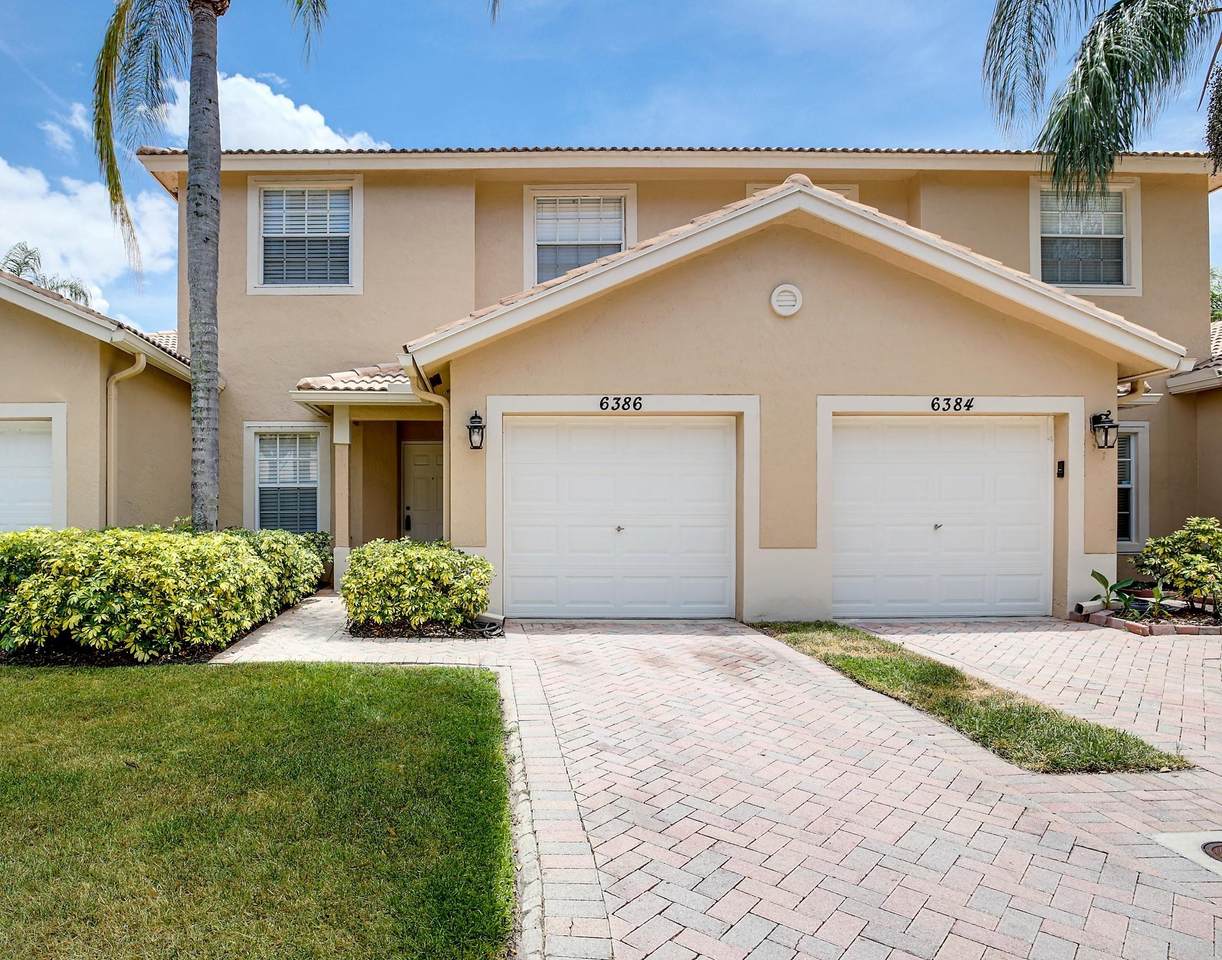 6386 Park Lake Circle - Photo 1