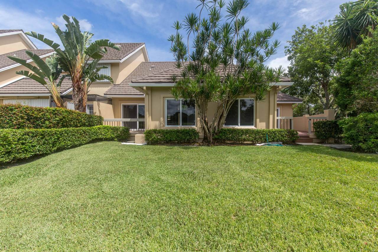 2627 Muirfield Court - Photo 1