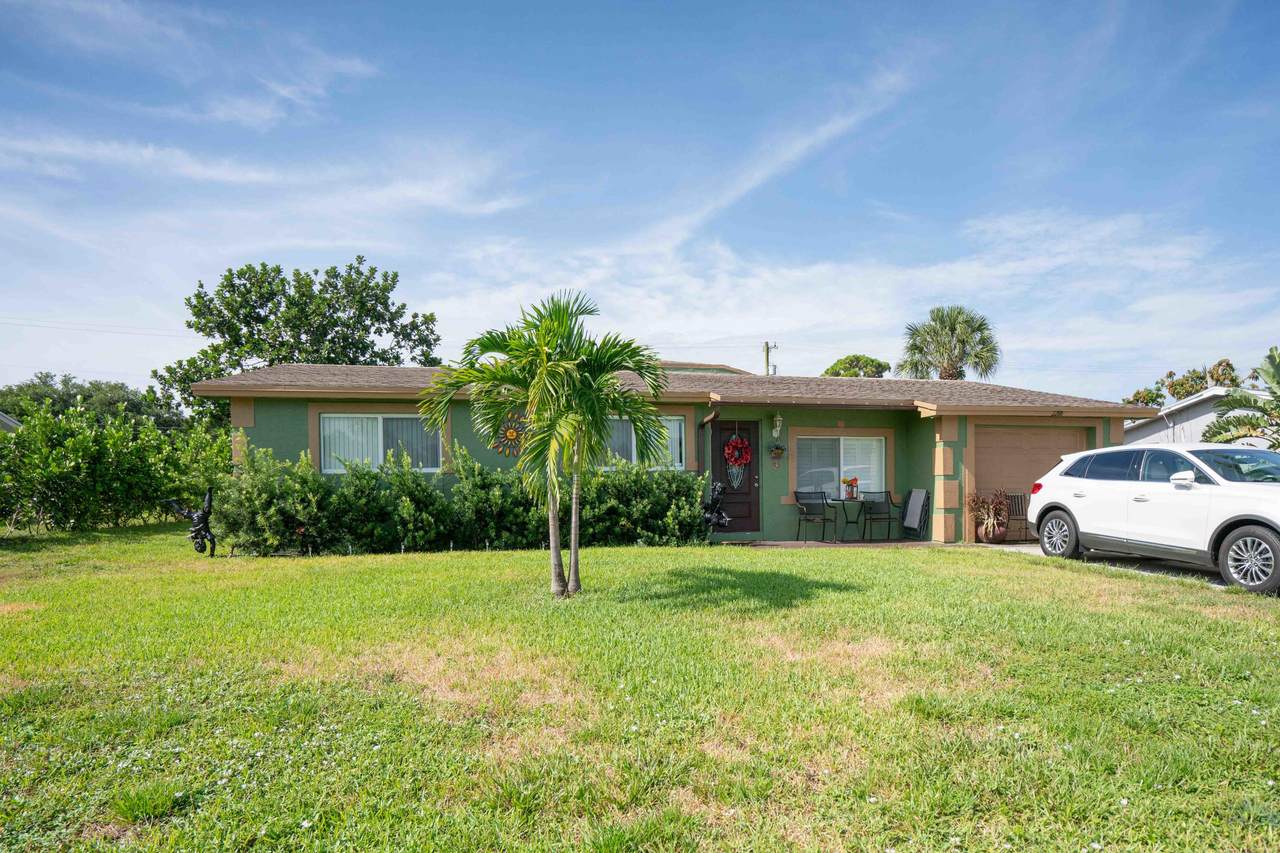 2288 Dorson Way - Photo 1