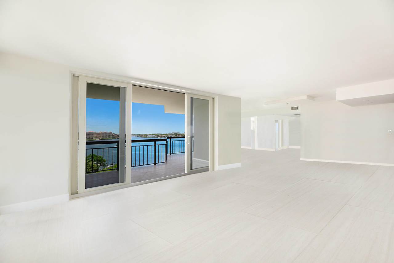 901 Camino Real - Photo 1