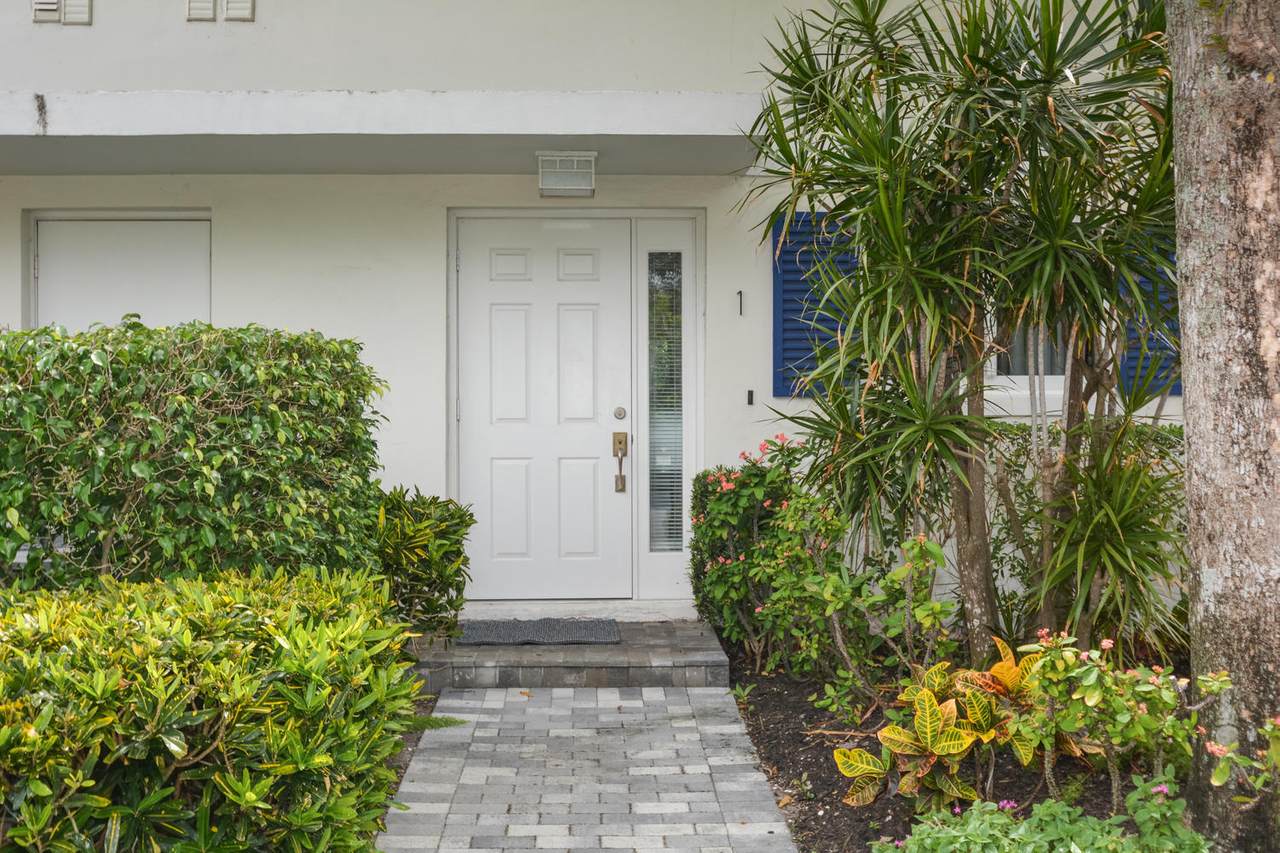 130 Andrews Avenue - Photo 1