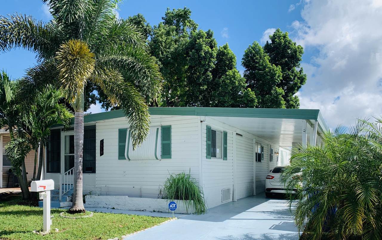 2910 65th Way - Photo 1