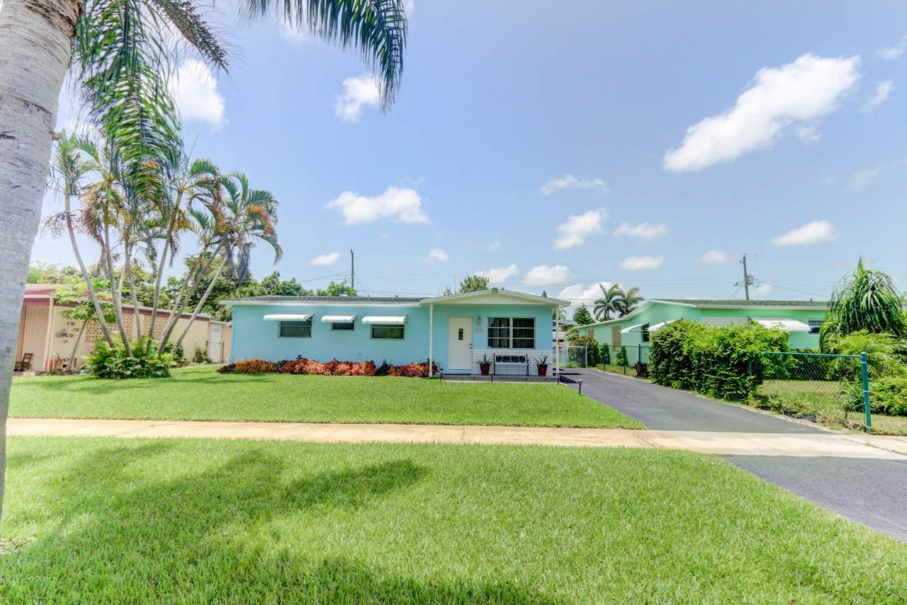 2616 Bridgeman Drive - Photo 1