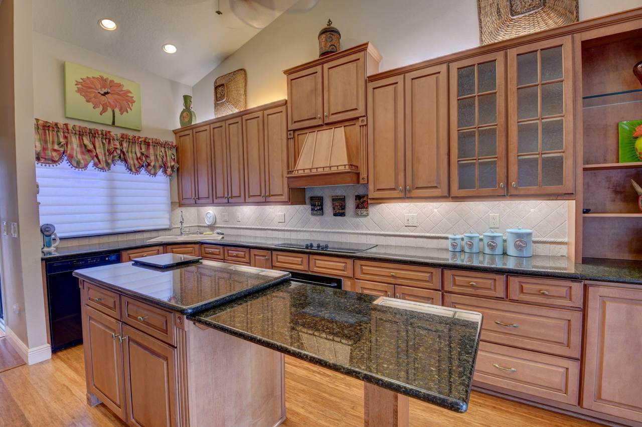 7538 Glendevon Lane - Photo 1