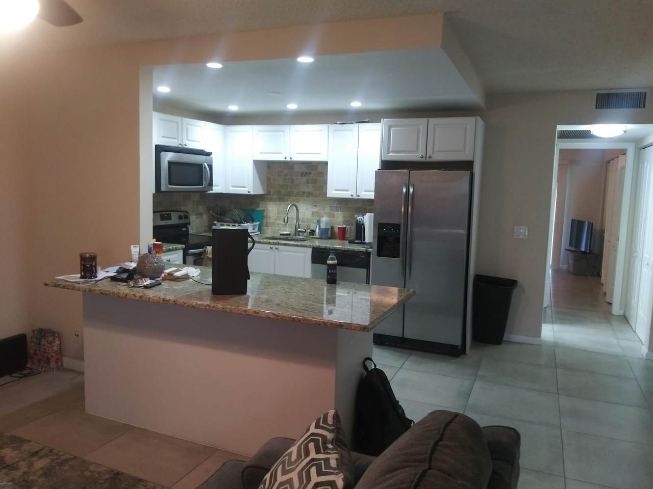 213 Dorset F - Photo 1