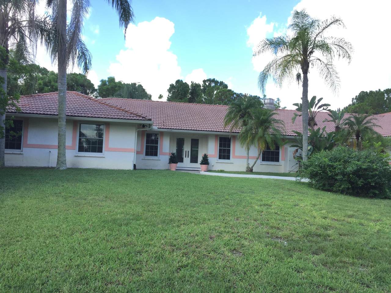 18800 Crosswinds Lane - Photo 1