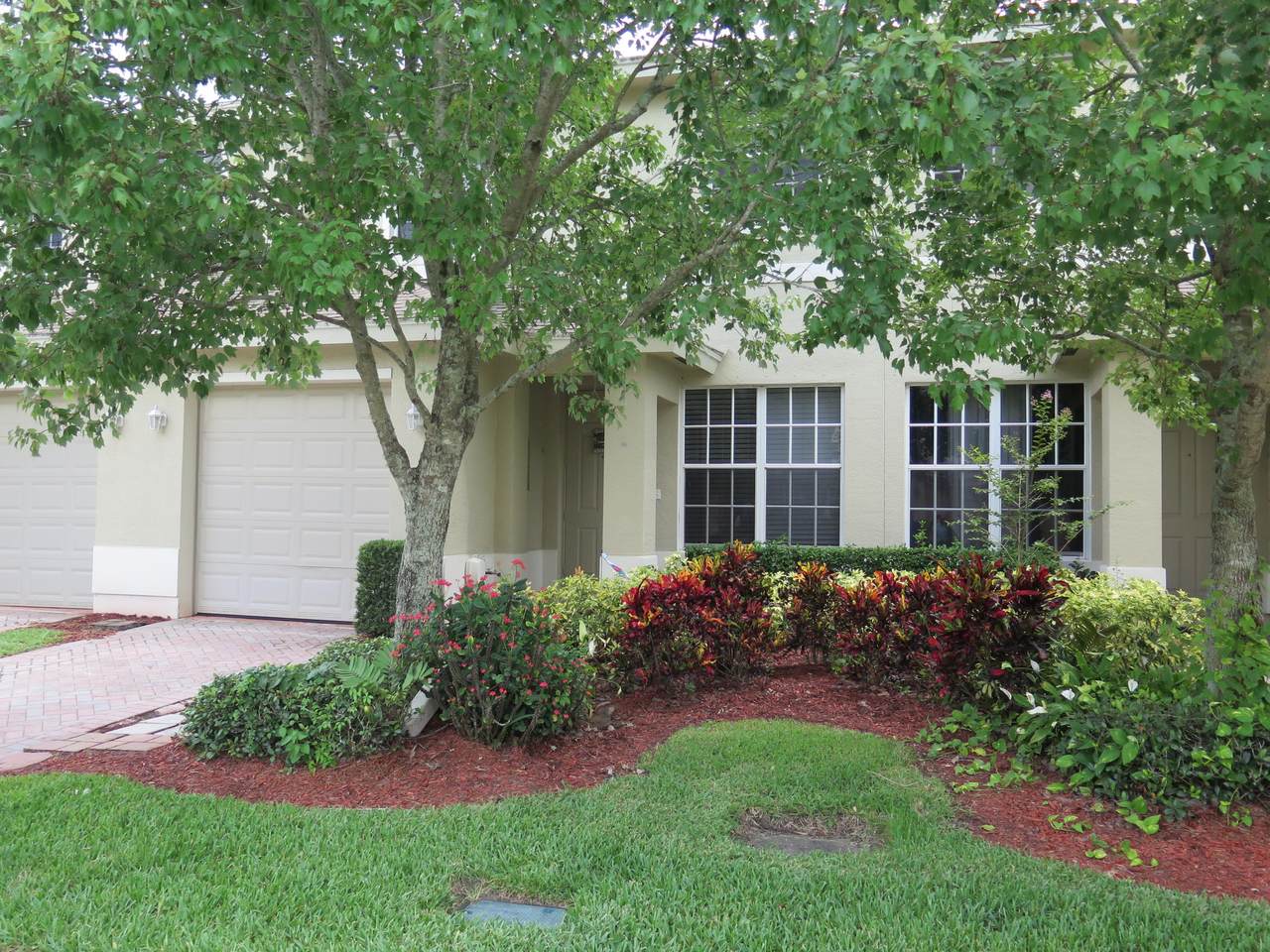 9979 Villa Circle - Photo 1
