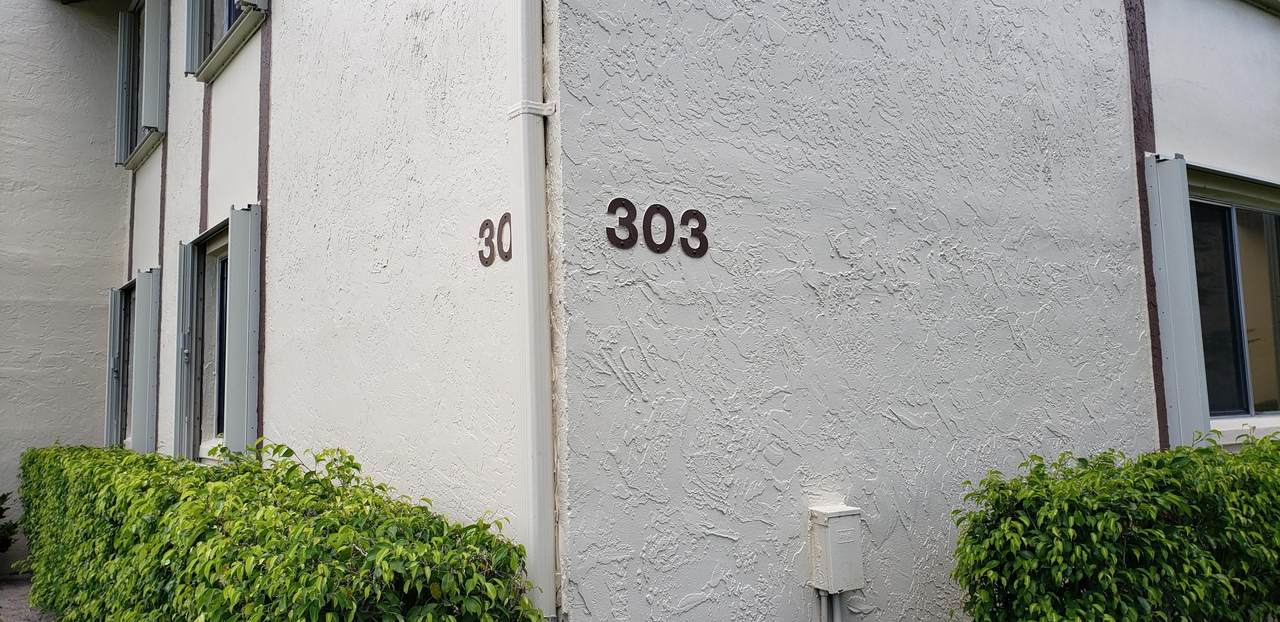 303 Knotty Pine Circle - Photo 1