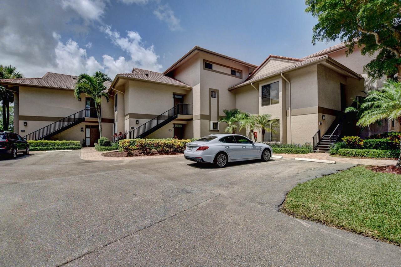 19401 Sabal Lake Drive - Photo 1