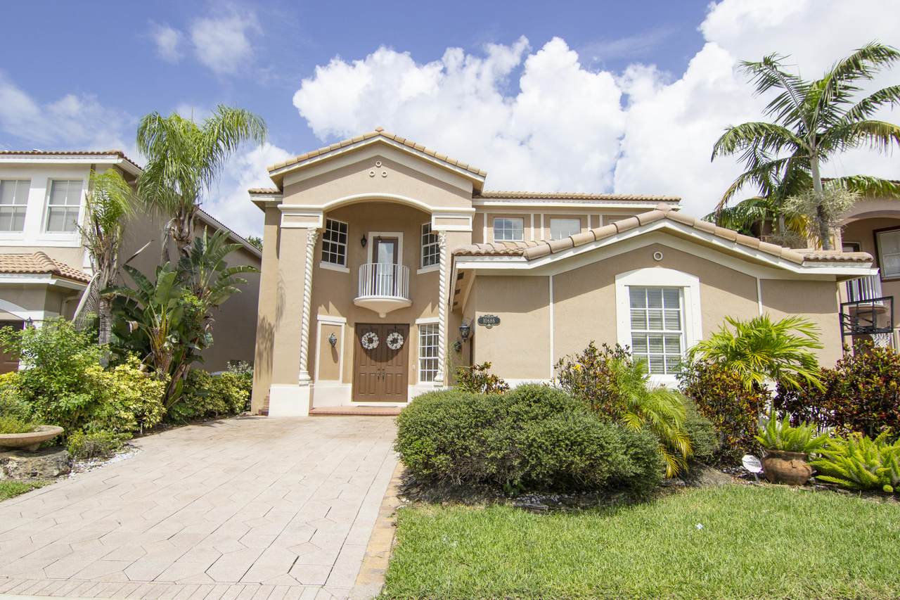 10686 Old Hammock Way - Photo 1
