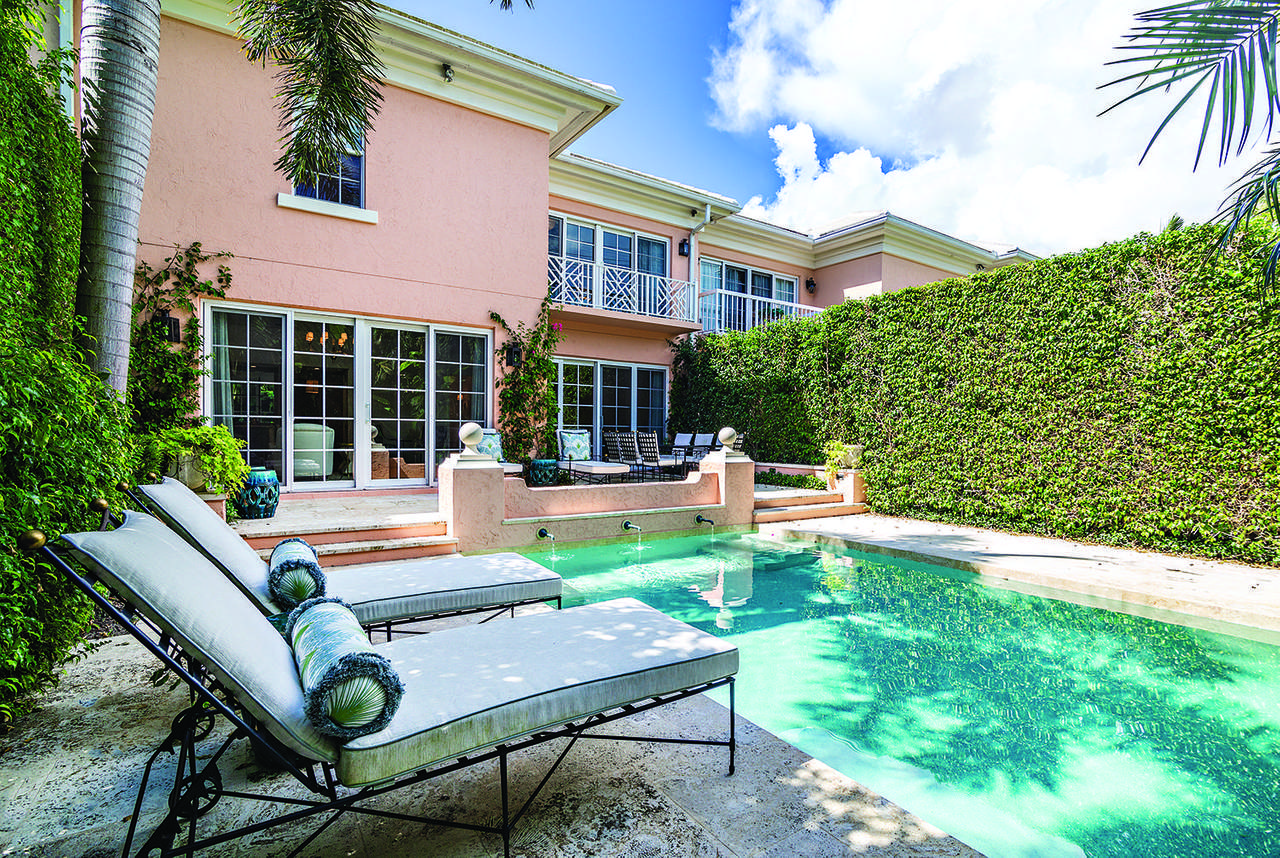 421 Brazilian Avenue - Photo 1