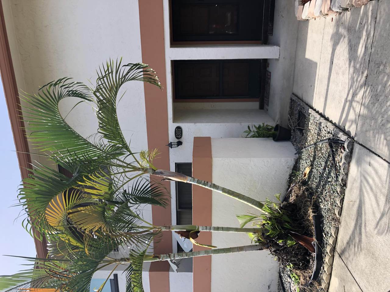 4307 70th Terrace - Photo 1