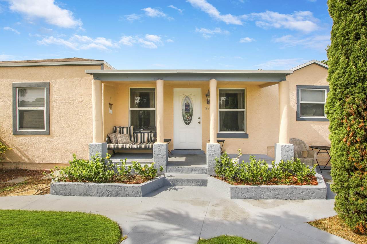 836 Ridgewood Drive - Photo 1