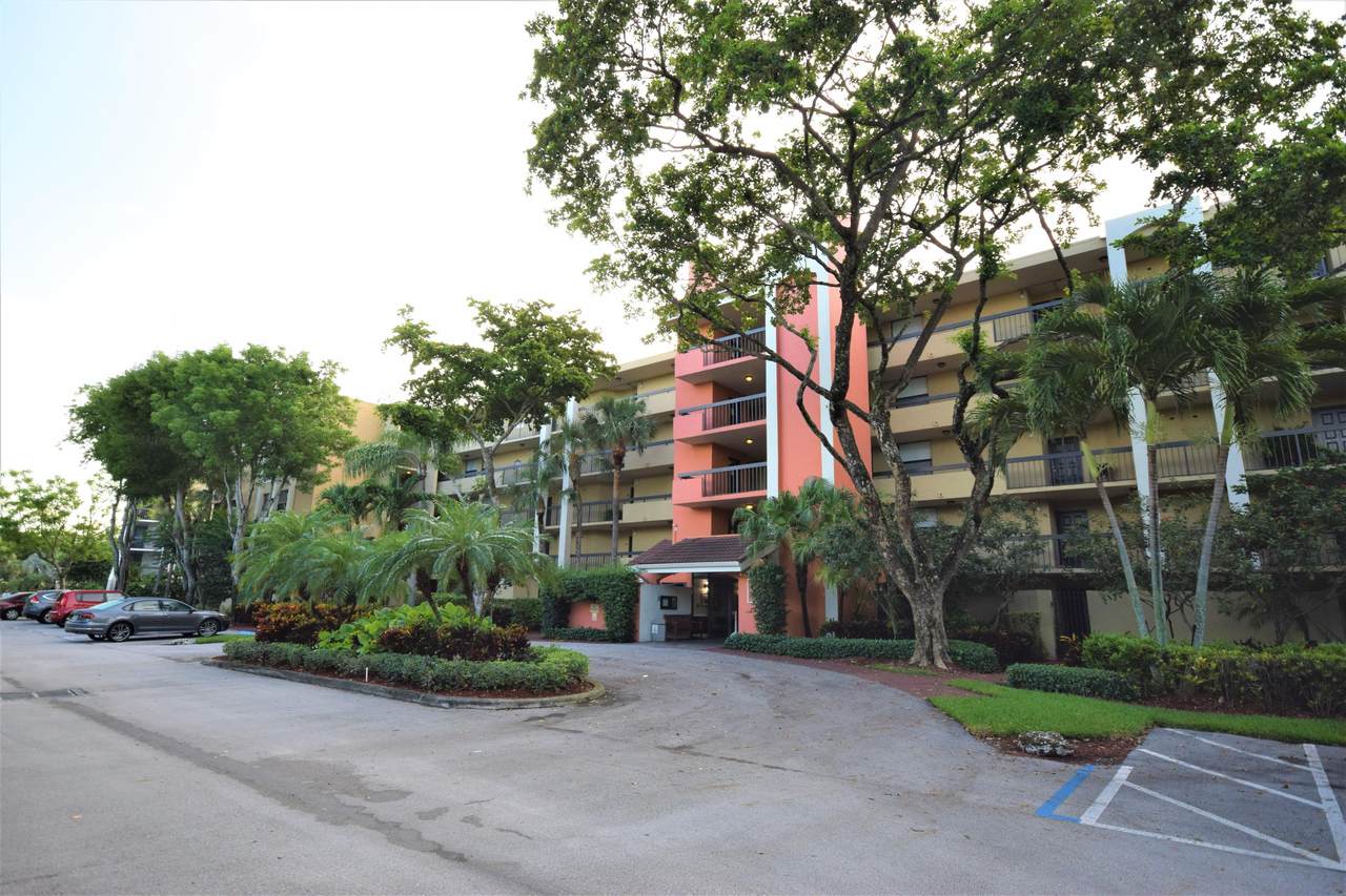 2025 Lavers Circle - Photo 1