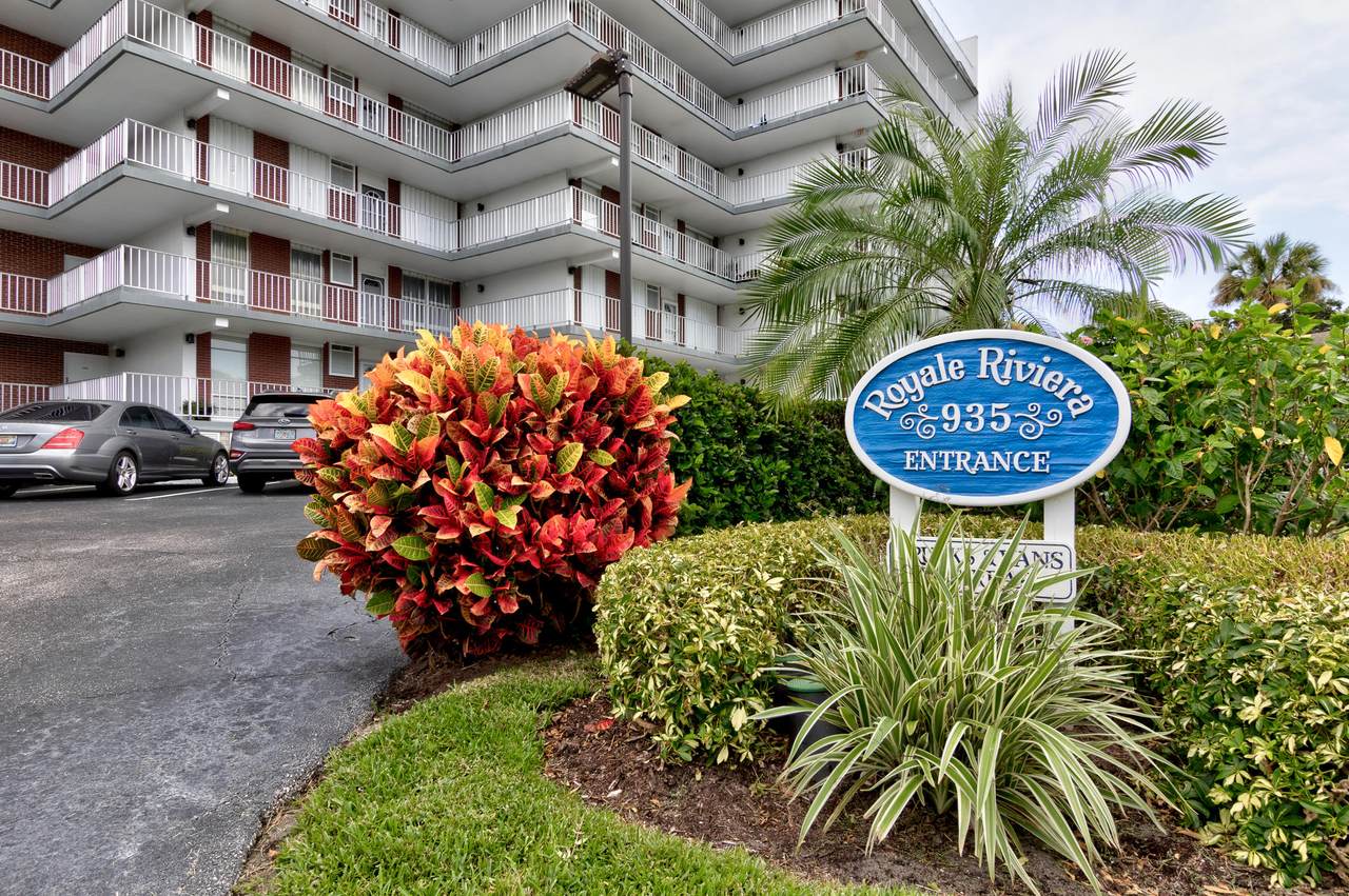 935 Causeway Boulevard - Photo 1