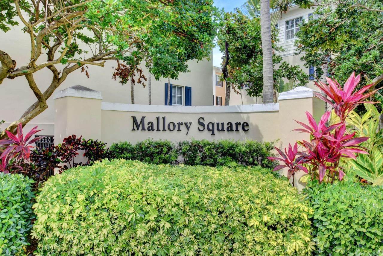 334 Mallory Circle - Photo 1