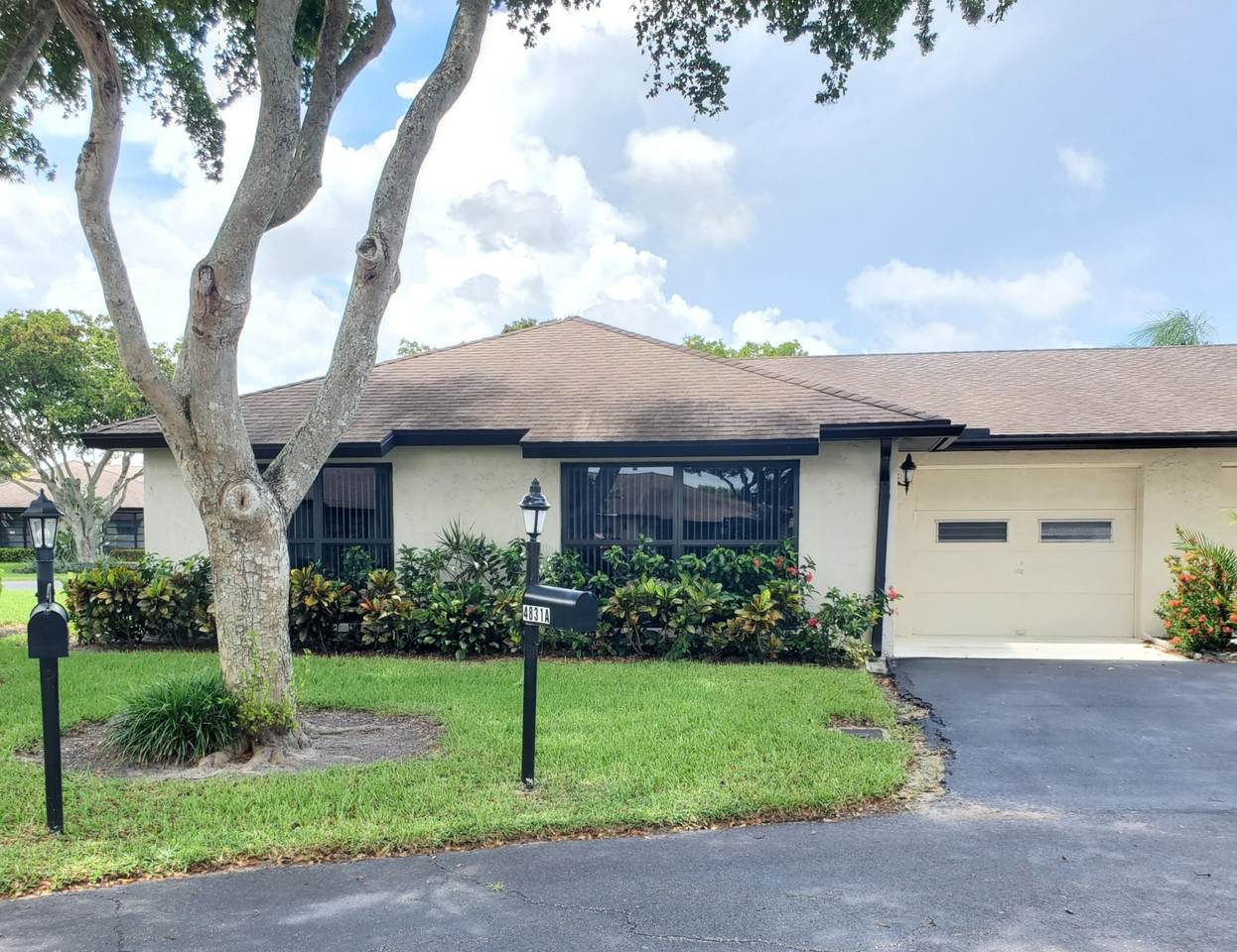 4831 Dovewood Circle - Photo 1