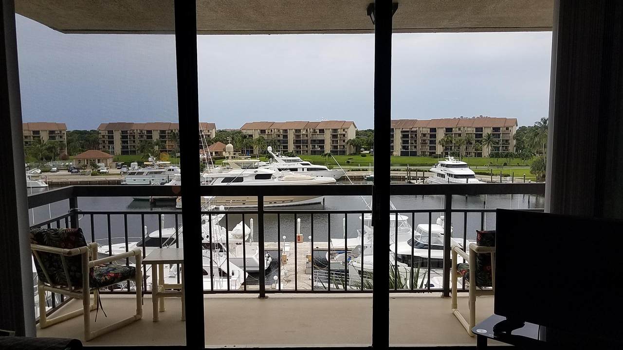 2401 Marina Isle Way - Photo 1