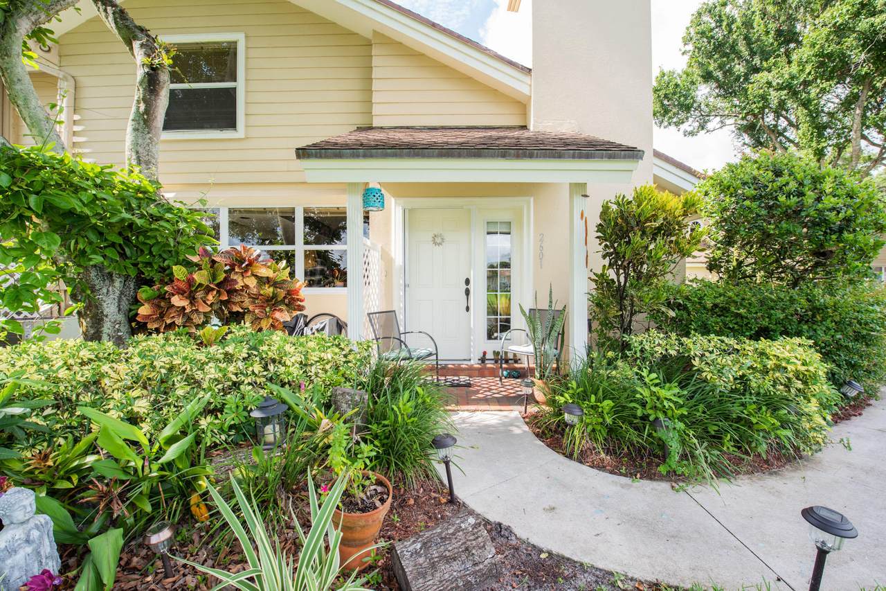 2601 Amherst Court - Photo 1