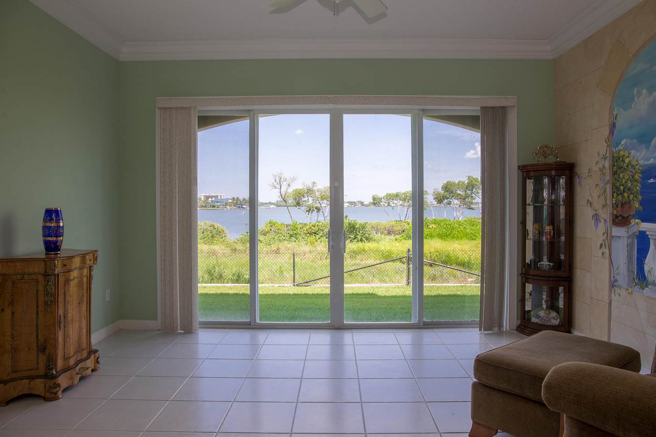 21 Harbour Isle Drive - Photo 1