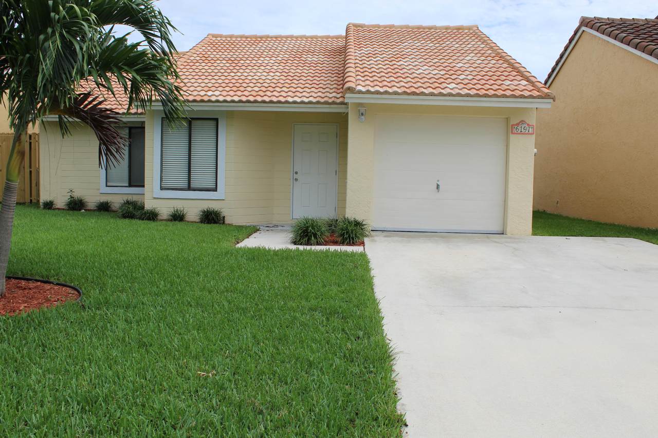 6197 Country Fair Circle - Photo 1