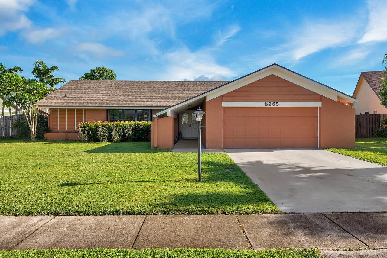 8265 Whitewood Cove - Photo 1